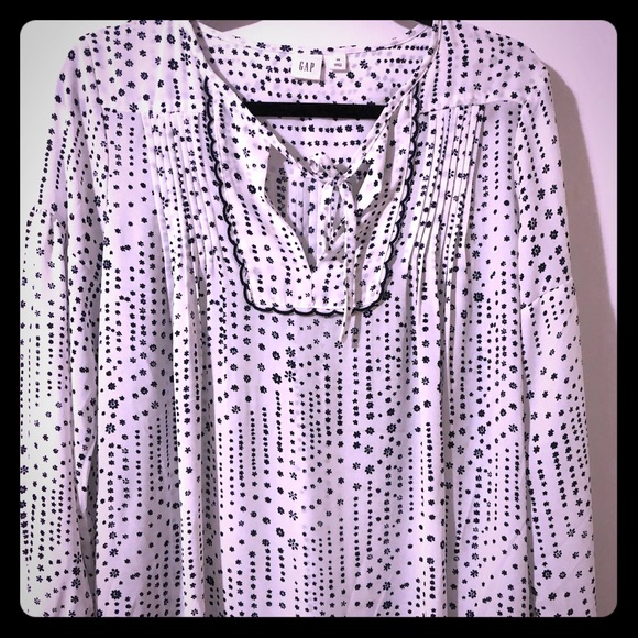 GAP Blouse - Picture 1 of 2